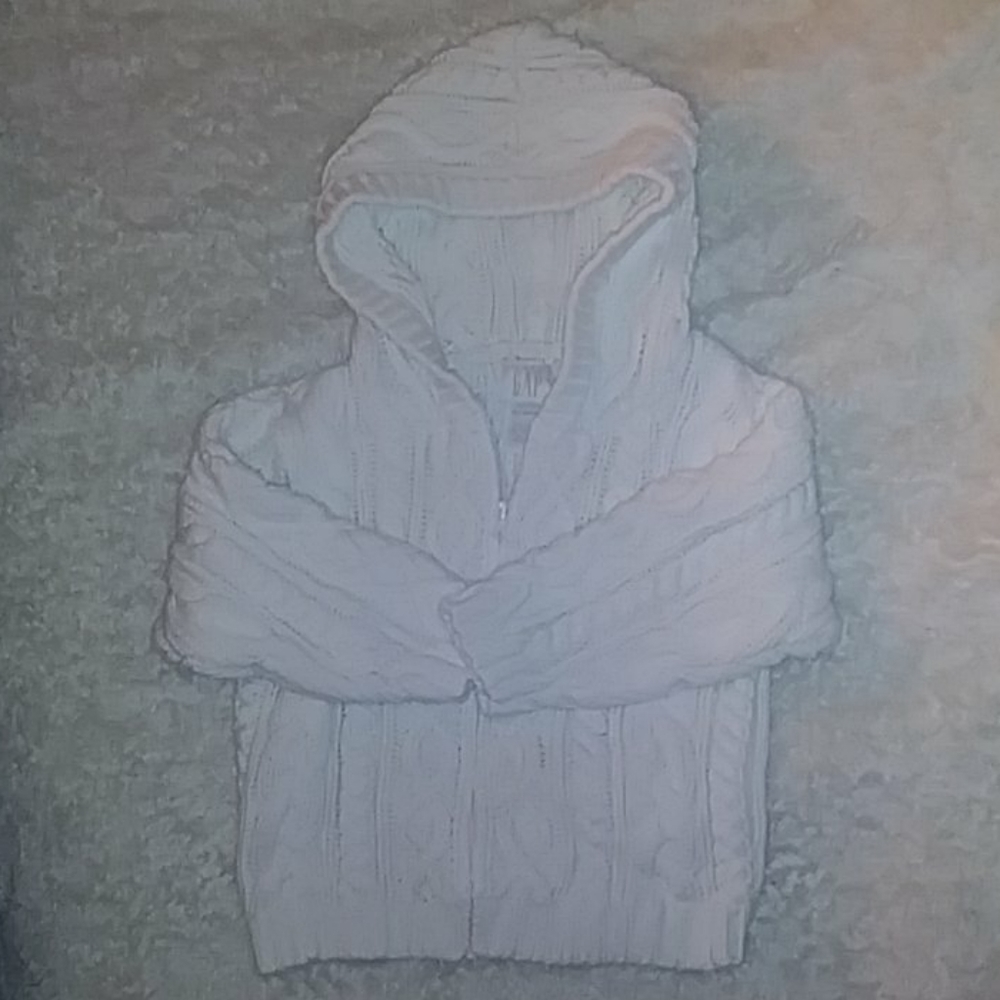 🍓🩳🍰 White Hoody Sweater